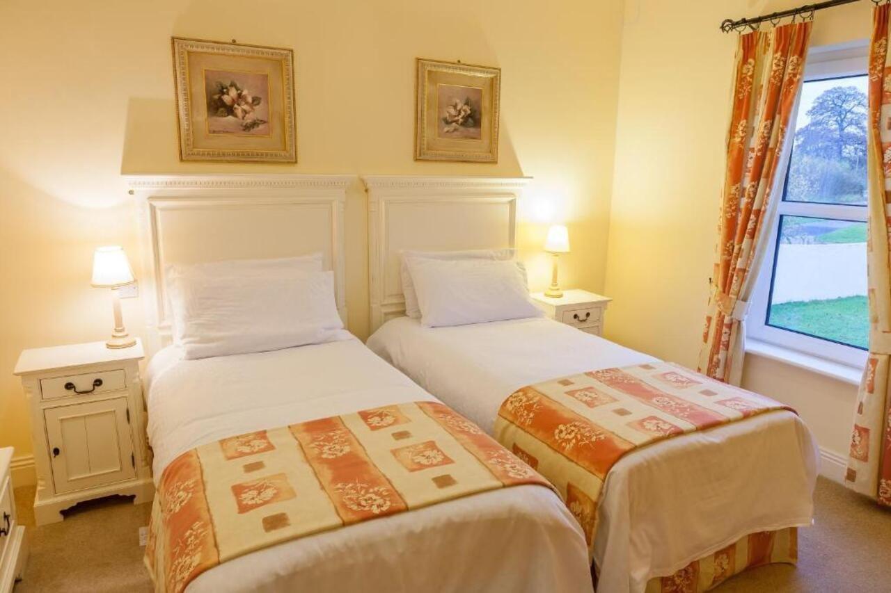East Clare Golf Village Bodyke Zewnętrze zdjęcie
