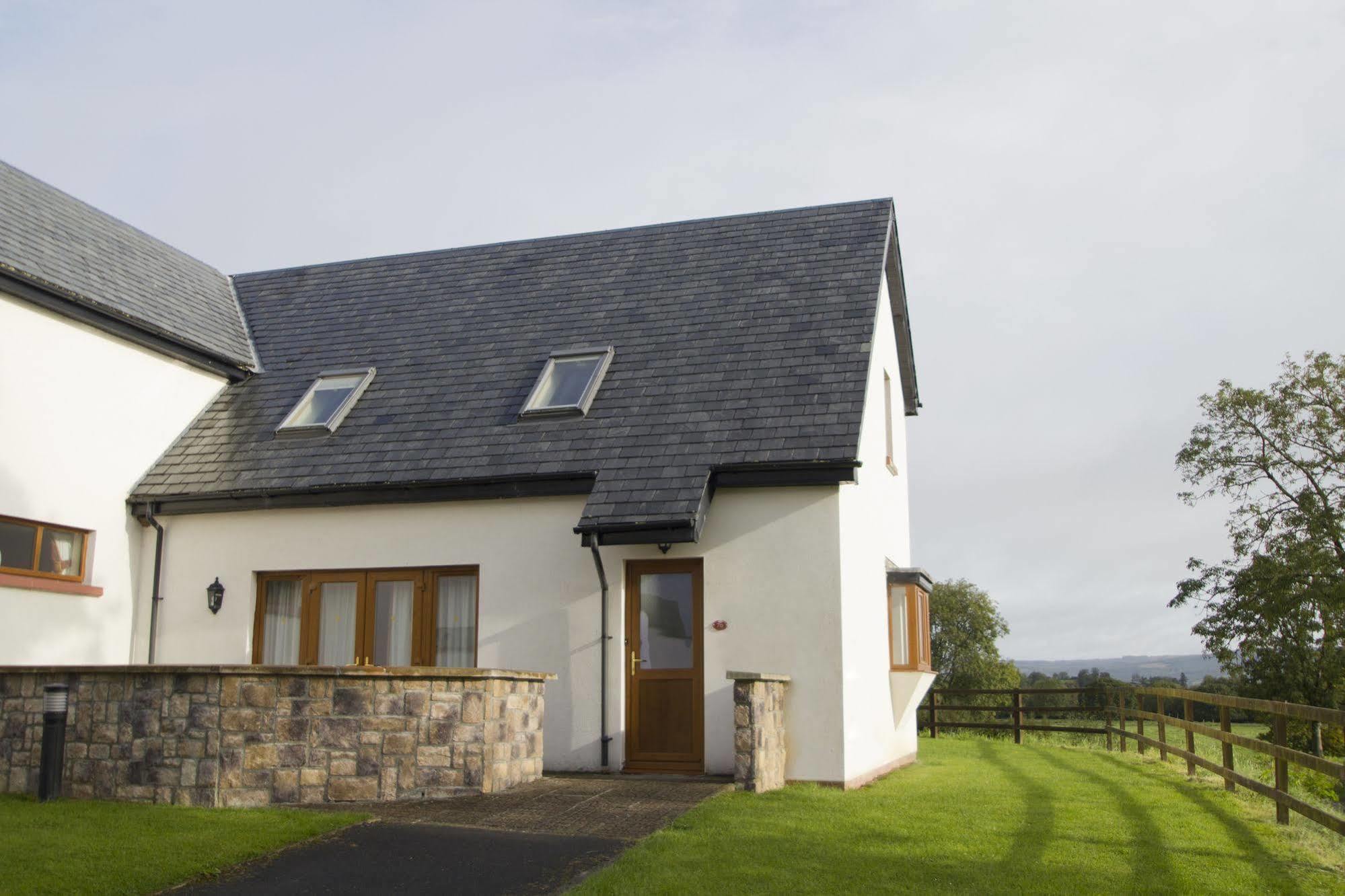 East Clare Golf Village Bodyke Zewnętrze zdjęcie