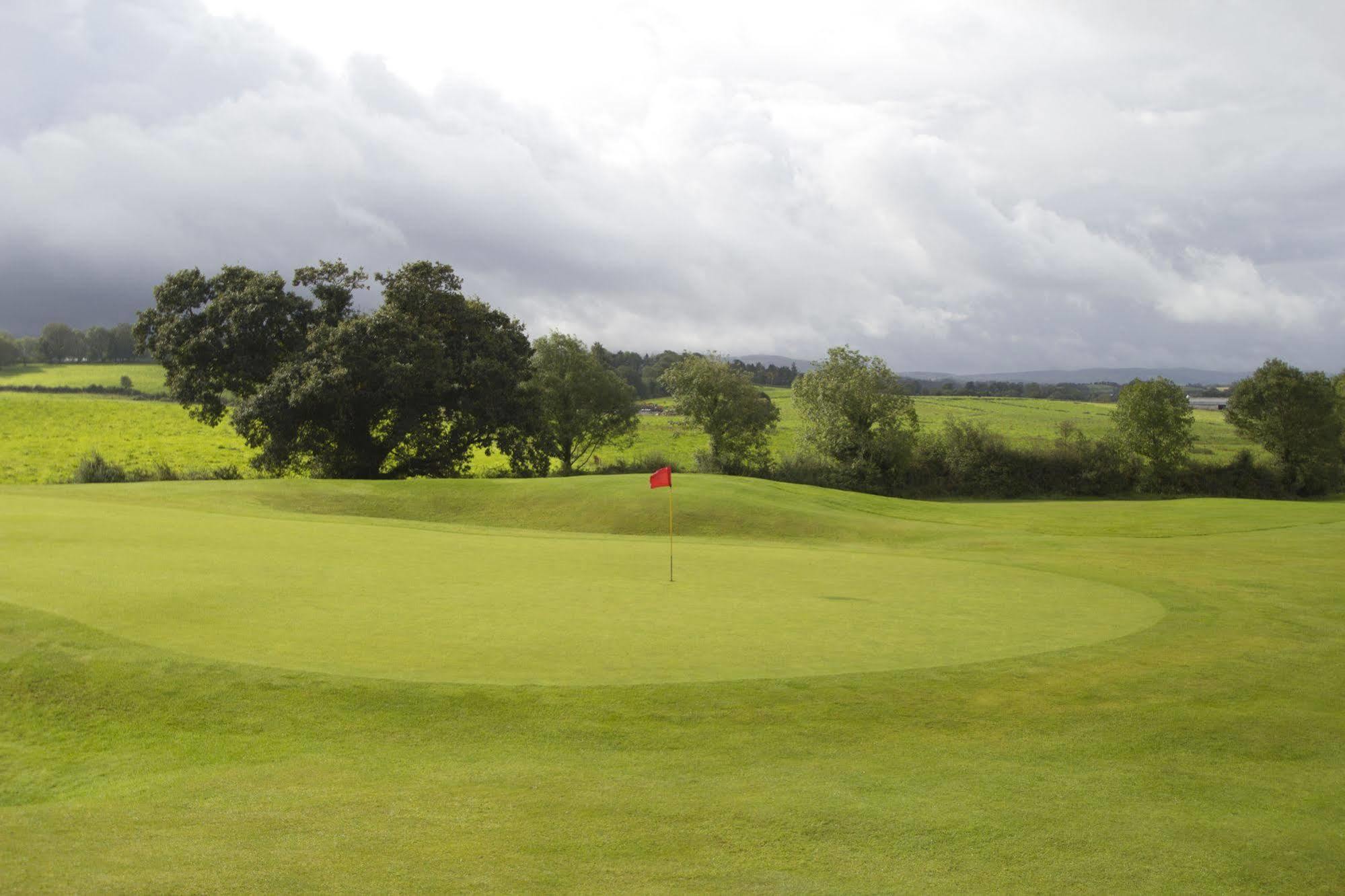 East Clare Golf Village Bodyke Zewnętrze zdjęcie